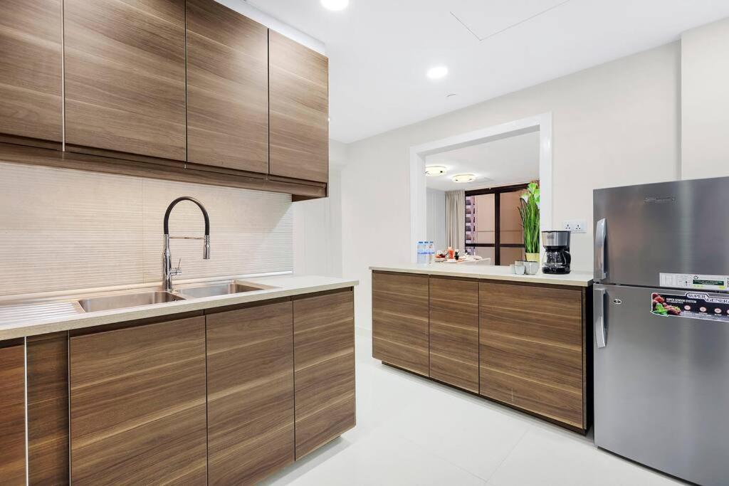 First Class 4br Cozy Jumeirah Retreat شقة *
