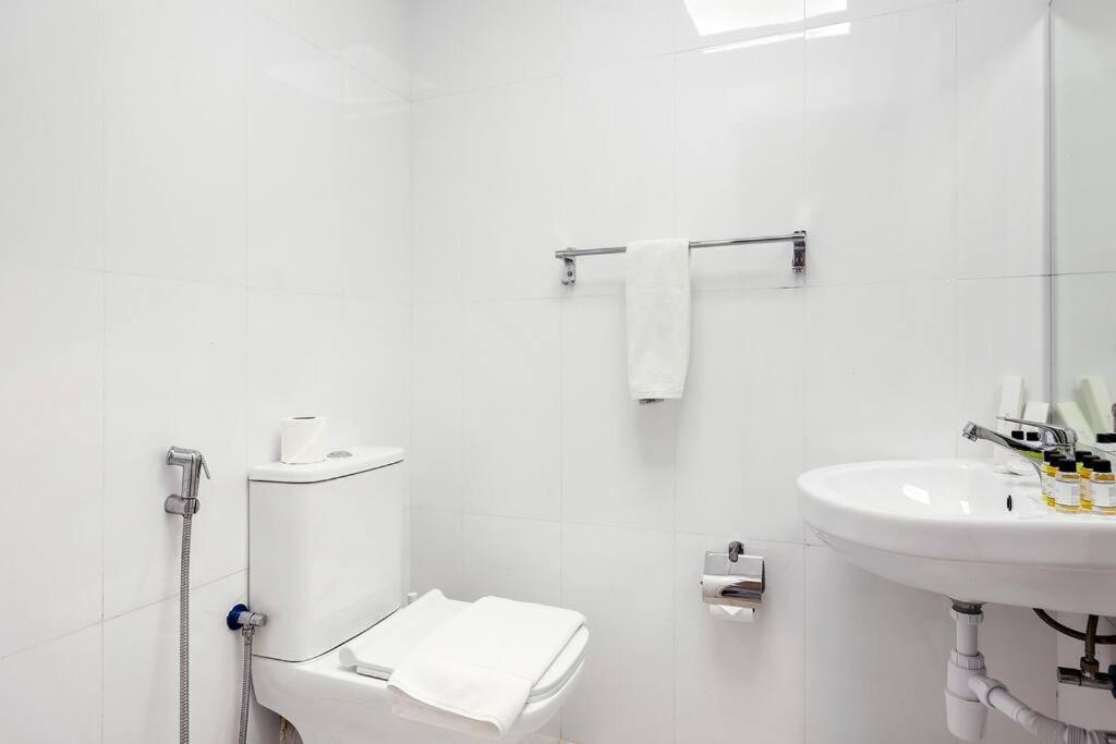 شقة First Class 4br Cozy Jumeirah Retreat *