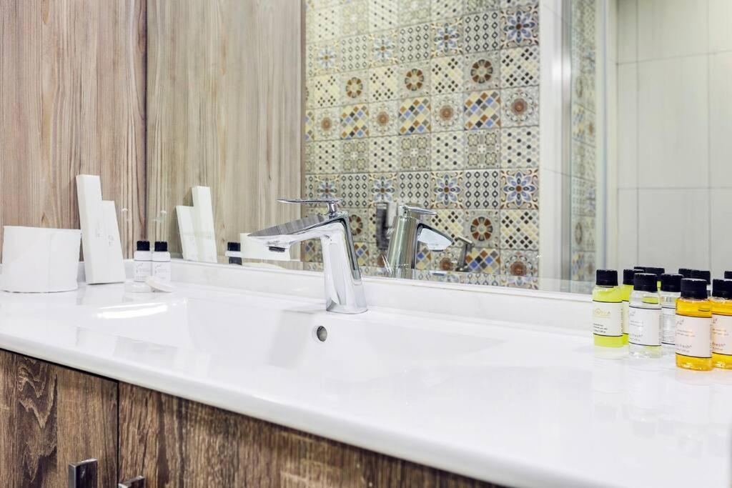 First Class 4br Cozy Jumeirah Retreat شقة