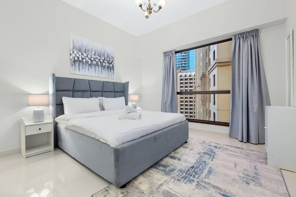 First Class 4br Cozy Jumeirah Retreat دبي